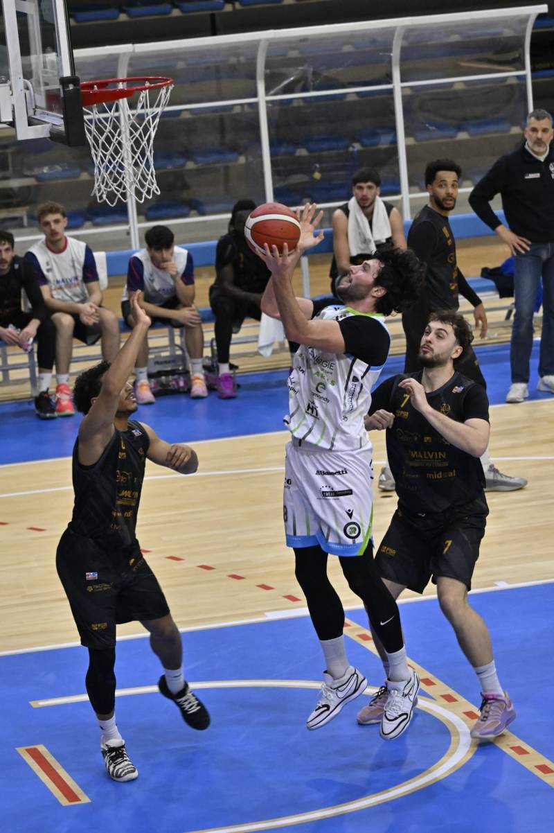 La Tema Sinergie supera Casoria 