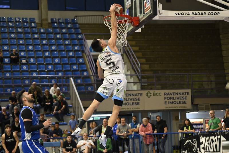I Blacks escono dai play off a testa alta. Liofilchem Roseto passa a Faenza 71-89 