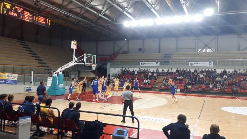 Un inizio di Campionato in crescendo non è bastato al Recanati per avere la meglio sul Fossombrone Un inizio di Campionato in crescendo non è bastato al Recanati per avere la meglio sul Fossombrone