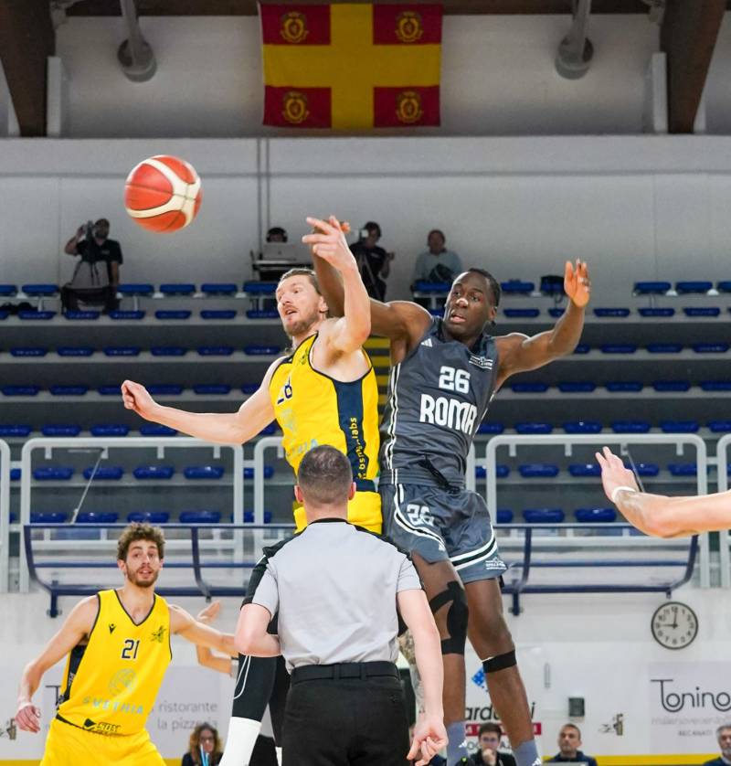 Serataccia Svethia, la Stella EBK vince con merito gara 1 a Recanati