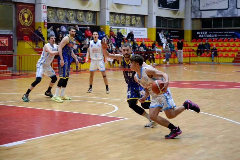 Accenno di rimonta, ma non basta alla Robur Saronno nell'anticipo contro 7 Laghi 