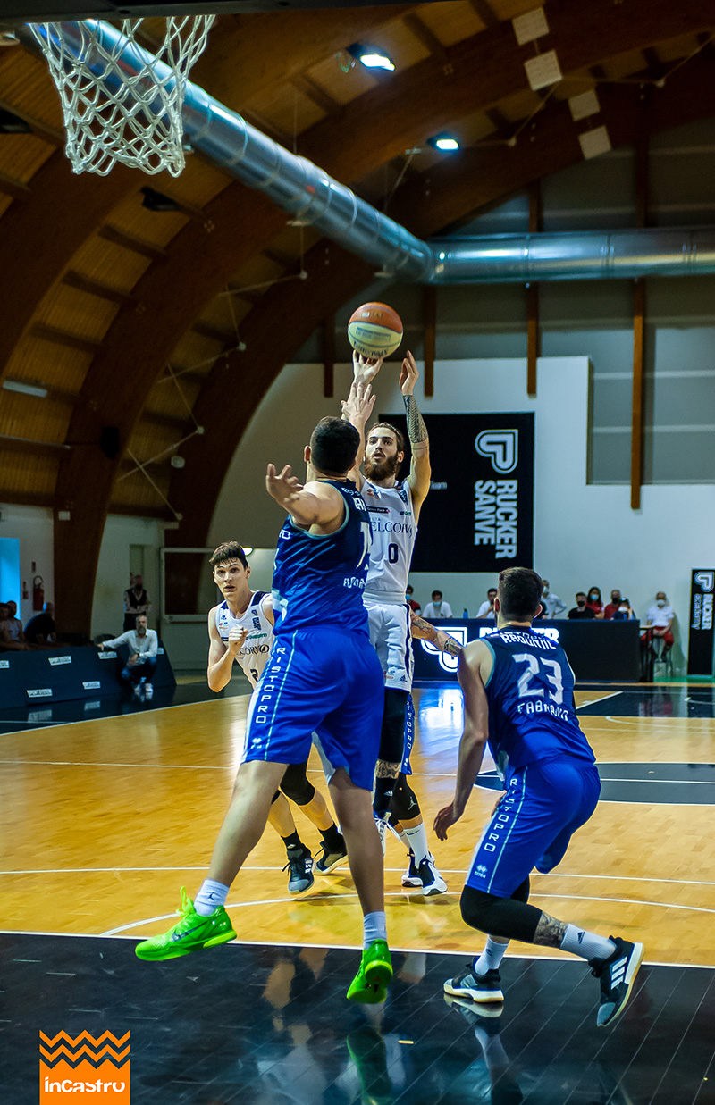 La rimonta della Rucker Sanve si ferma sul finale, Fabriano pareggia la serie 