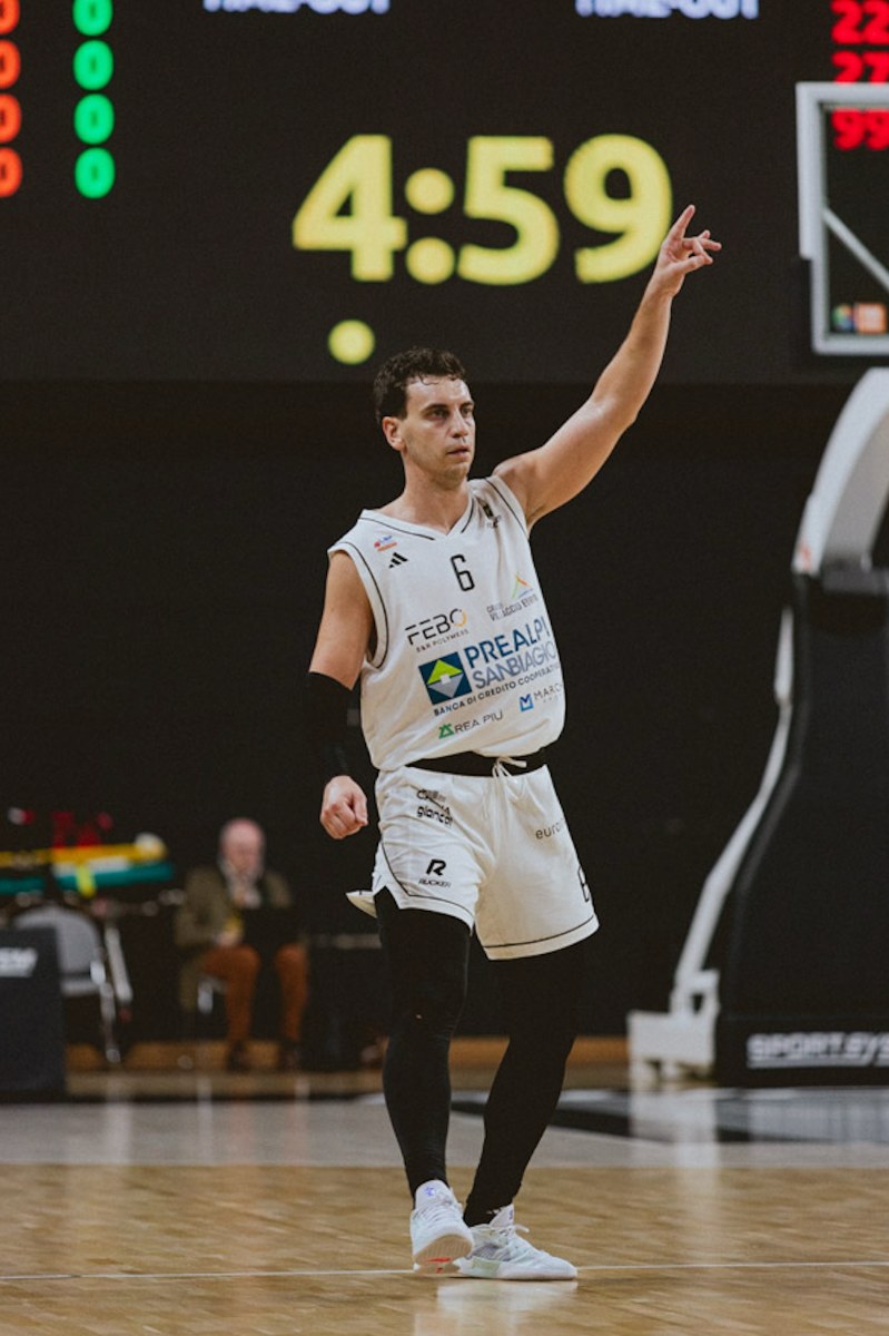 La Rucker sfiora la rimonta ma cede 83-85 contro la Viola Reggio Calabria 