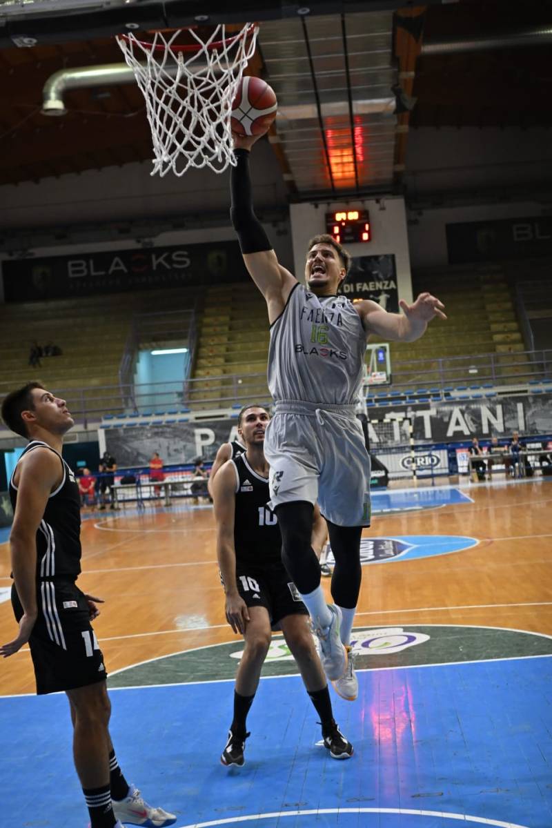 I Blacks volano alla final four di Supercoppa I Blacks volano alla final four di Supercoppa