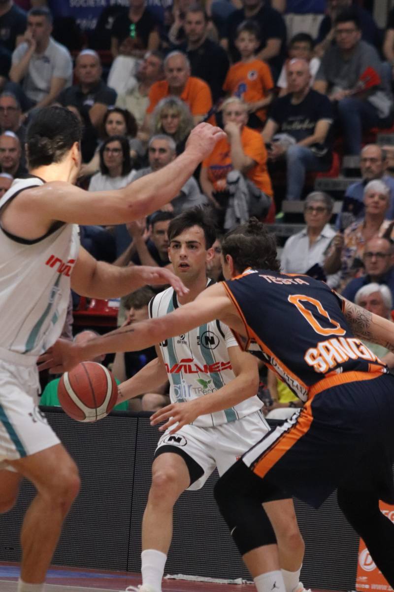 La Invalves deve arrendersi in gara 3: passa San Giorgio 