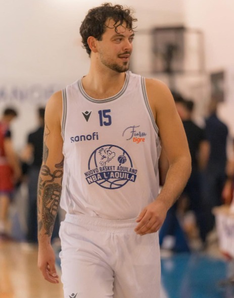 SBBasketSchoolGela_20260805_ColpoSottoLePlanceLorenzoTartamellaFirmaPerLaStagione202627.jpg