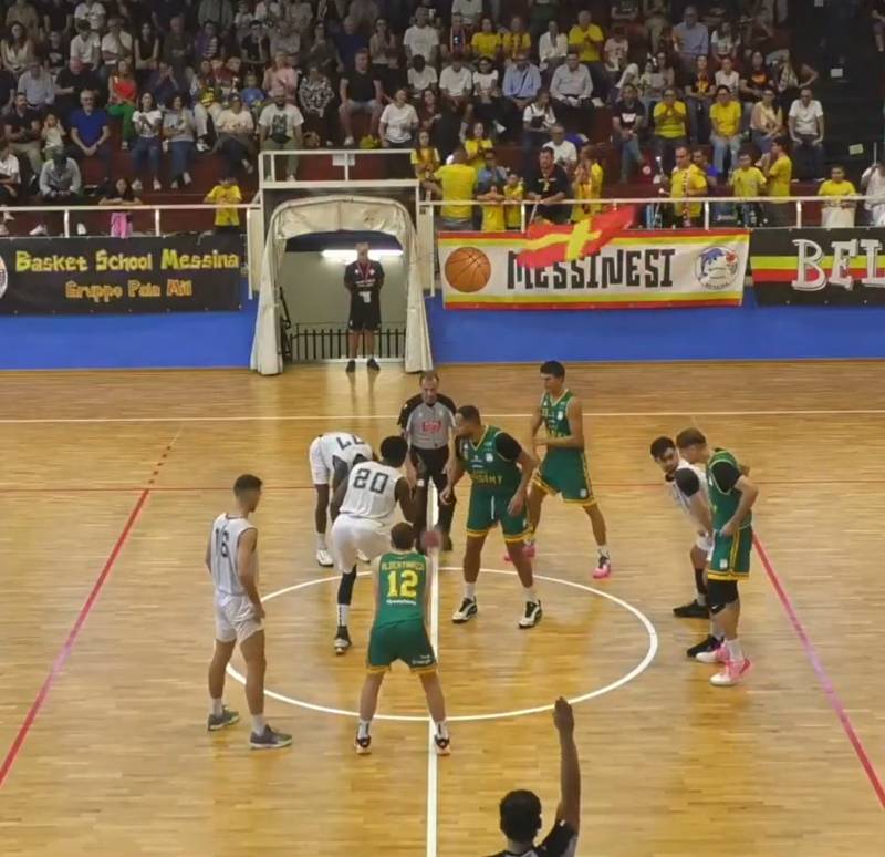 Basket Academy buona la prima, battuta a domicilio 67-78 la temibile Basket School Messina