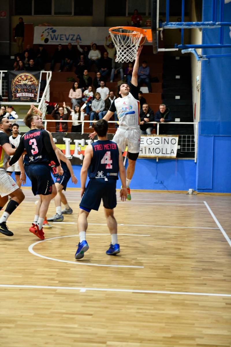 Altra prova di forza casalinga per la EcoJump Messina Basket School contro MNB 