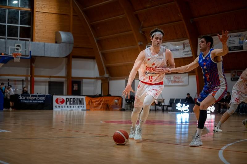 L'uragano Chemifarma Baskérs Forlimpopoli si abbatte su Senigallia 