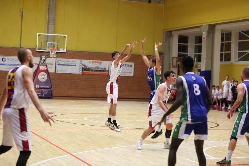 Prima vittoria casalinga della stagione per gli Shoemakers! 