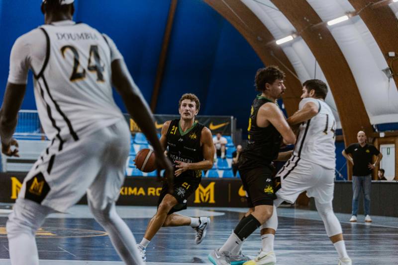 Prima sconfitta stagionale per la Vismederi Costone Siena, vince Maxima Roma Academy 75-69 