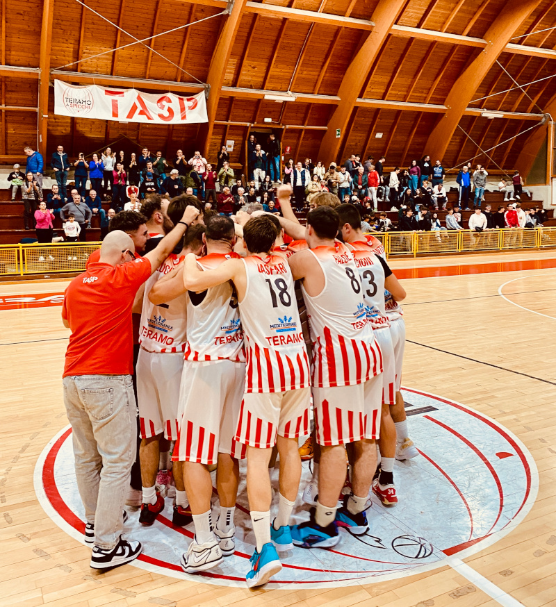 Teramo vs Ortona 78-55, coach Stirpe: