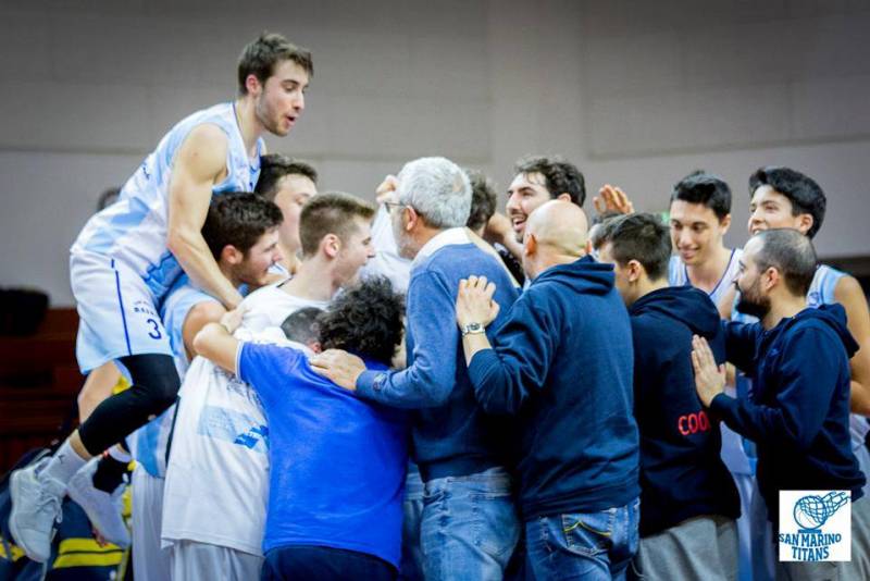 I Titans travolgono Umbertide 99-69 e brindano alla salvezza! I Titans travolgono Umbertide 99-69 e brindano alla salvezza!