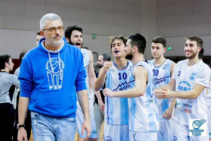 Titans pazzeschi, Assisi battuta al supplementare Titans pazzeschi, Assisi battuta al supplementare