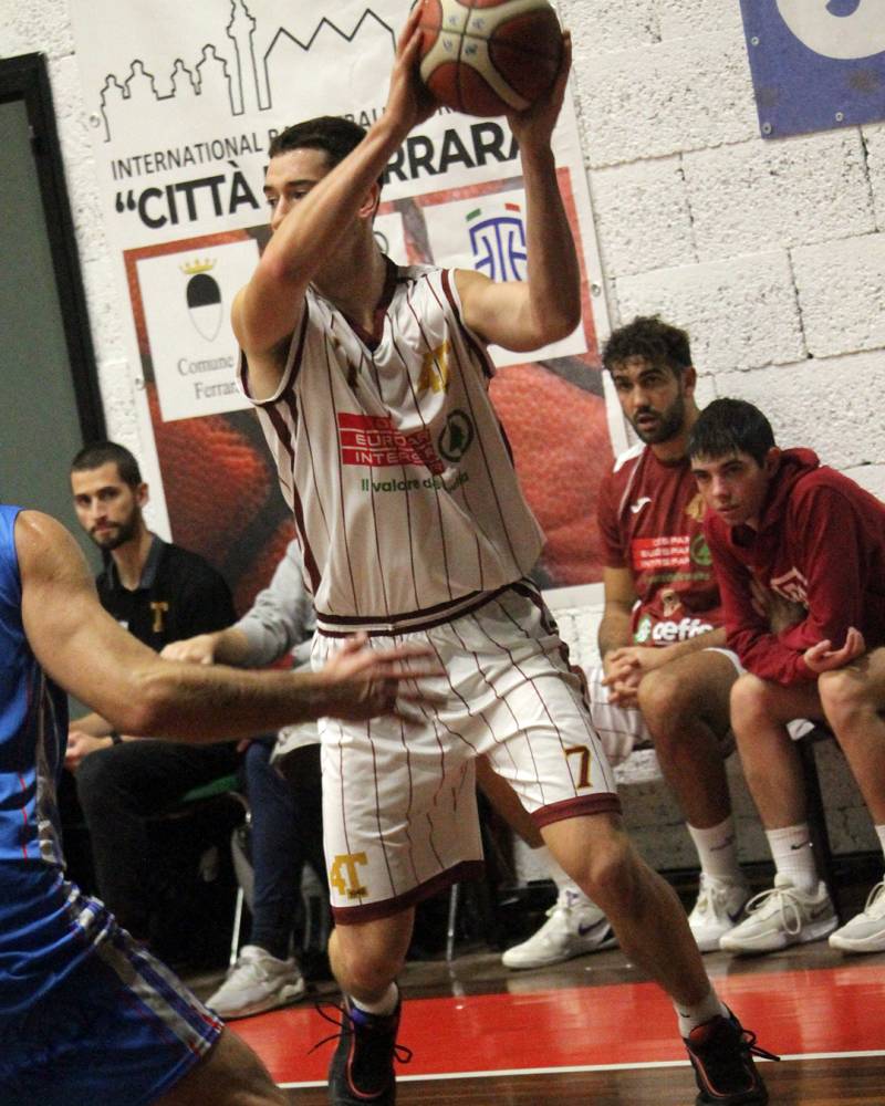 La Despar lotta ma si arrende a Montecchio 