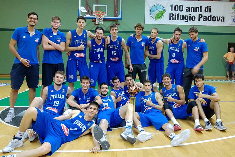 Una super-Italia doma anche la Slovenia e si aggiudica il memorial De Silvestro-Meneghin Una super-Italia doma anche la Slovenia e si aggiudica il memorial De Silvestro-Meneghin