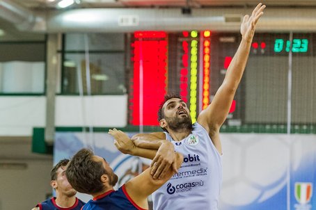 Neroverdi sempre in partita ma nel finale cedono al Foligno