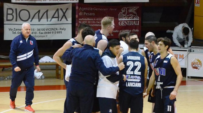 Lanciano non sbaglia e passa al Palapaternesi Lanciano non sbaglia e passa al Palapaternesi
