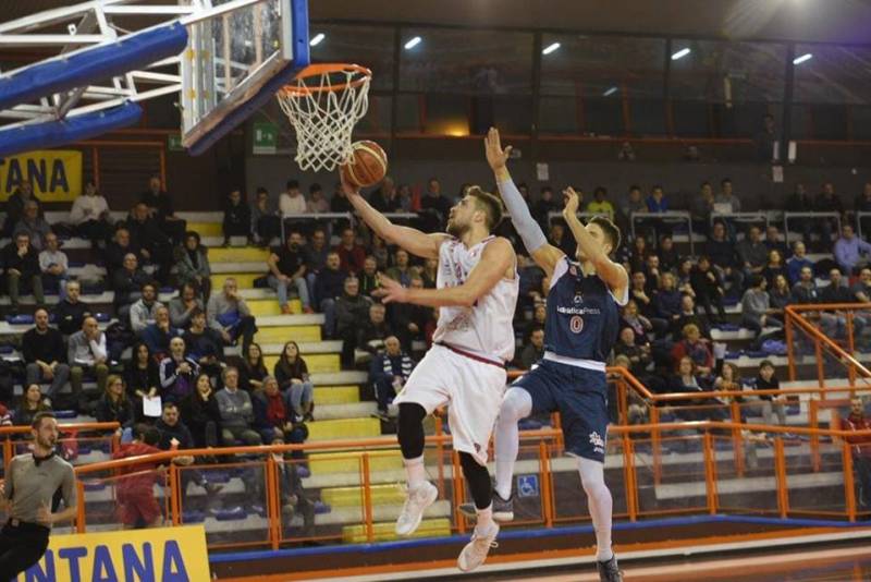 L’Unibasket Amatori manda ko Teramo, il derby è di Pescara 