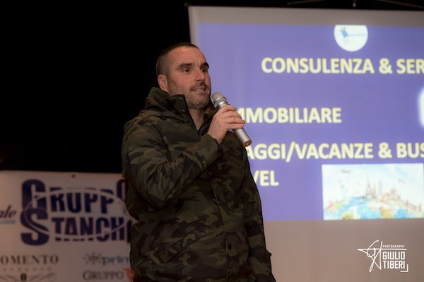 Edoardo Stanchi: "Sempre al fianco delle ragazze. Ci salveremo, il progetto andrà avanti lo stesso" Edoardo Stanchi: "Sempre al fianco delle ragazze. Ci salveremo, il progetto andrà avanti lo stesso"