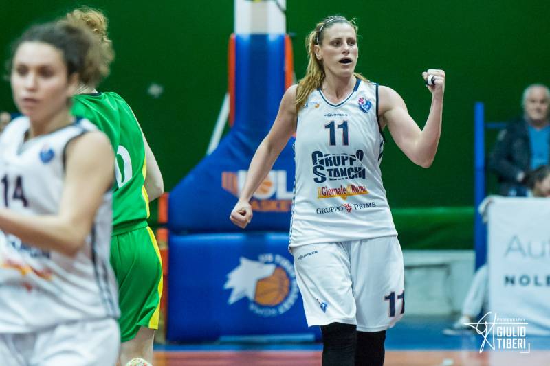 Il gruppo Stanchi Athena ringrazia Laura Gelfusa Il gruppo Stanchi Athena ringrazia Laura Gelfusa
