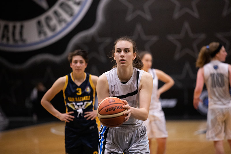 La 17enne Matea Nikolikj approda nel massimo campionato spagnolo La 17enne Matea Nikolikj approda nel massimo campionato spagnolo