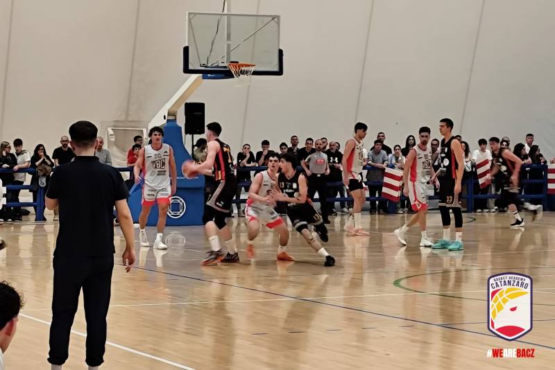 Basket Academy cede il passo alla Valentino Basket Castellaneta 84-75