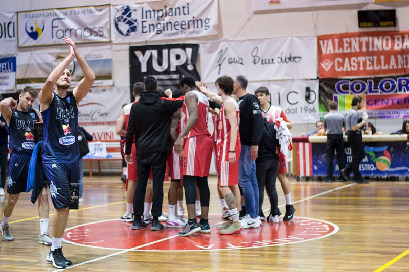 La Valentino Basket Castellaneta non si rialza, al PalaTifo passa il Francavilla