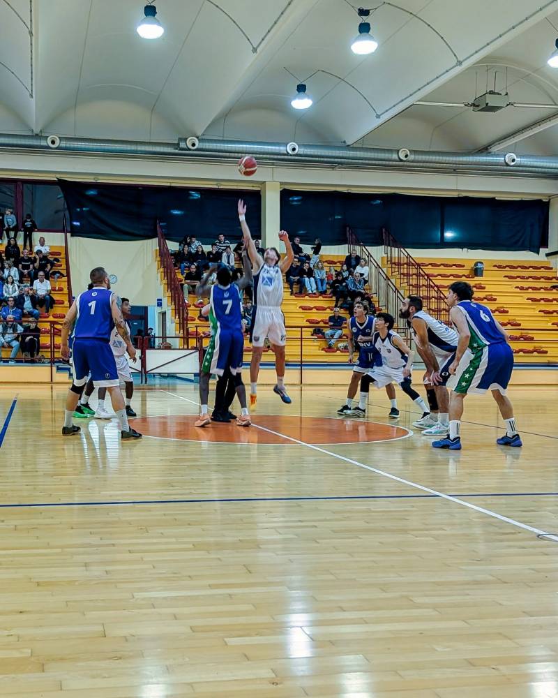 Studio Arcadia Valdicornia Basket, vittoria di carattere davanti al pubblico di casa