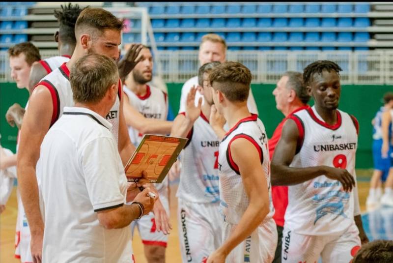 L'Unibasket cade col Matelica nell'ultima gara della stagione