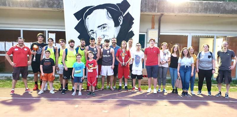 Non delude la settima edizione del torneo di basket 3vs3 Carmine Vive Non delude la settima edizione del torneo di basket 3vs3 Carmine Vive