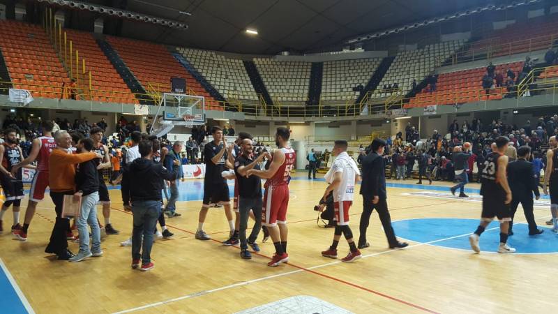 La Irritec Costa d’Orlando sbanca il Pala Calafiore e vince contro la Viola Reggio Calabria La Irritec Costa d’Orlando sbanca il Pala Calafiore e vince contro la Viola Reggio Calabria