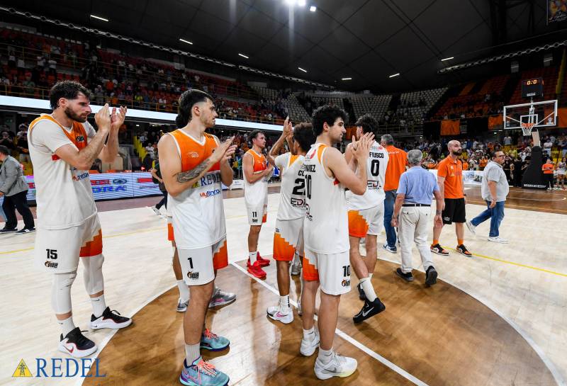 Redel Viola, epilogo amarissimo. Avellino promosso, ai neroarancio tocca il triangolare