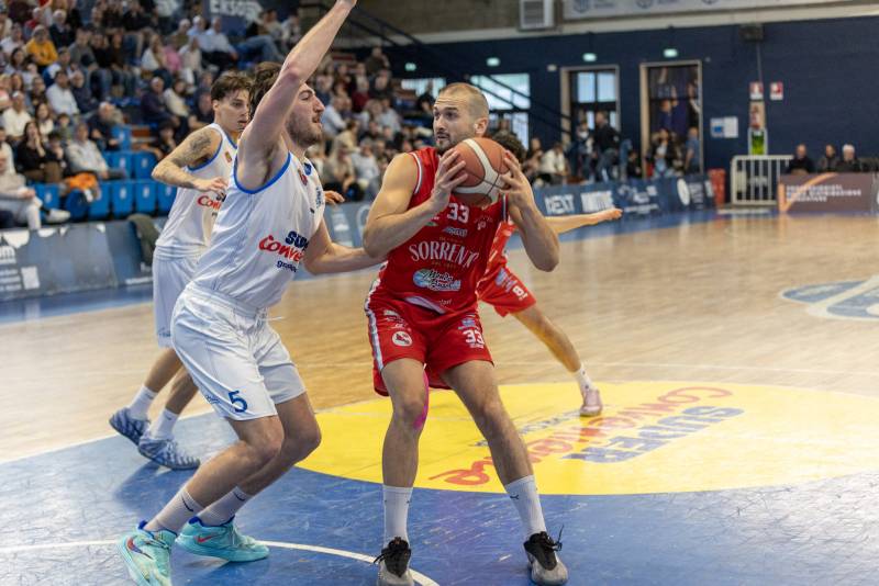Angri vince a Ragusa: giovedì la Galvani si tinge di grigiorosso 