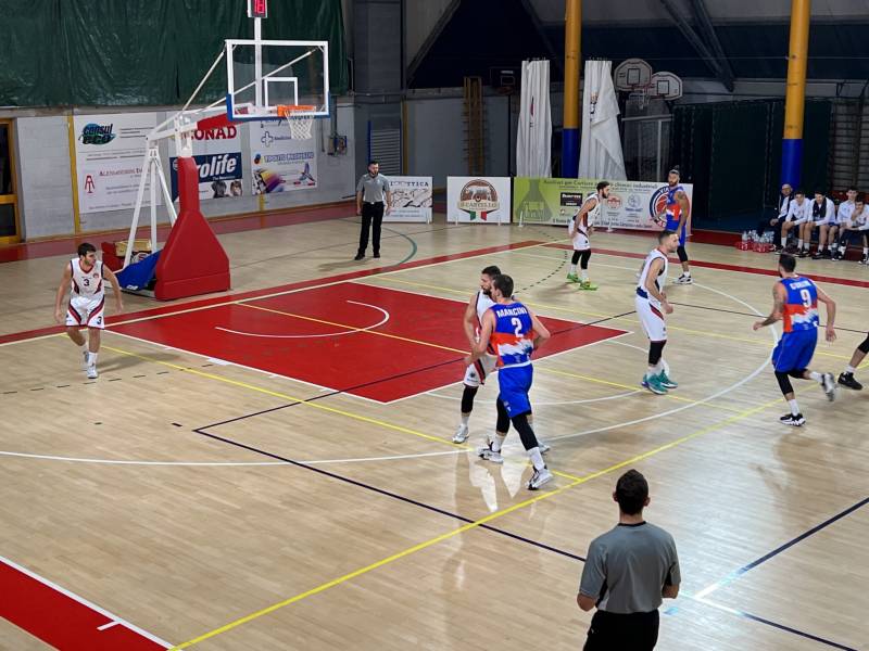 Virtus Assisi gioca e lotta fino alla fine, ma a vincere è ancora una volta Porto Recanati
