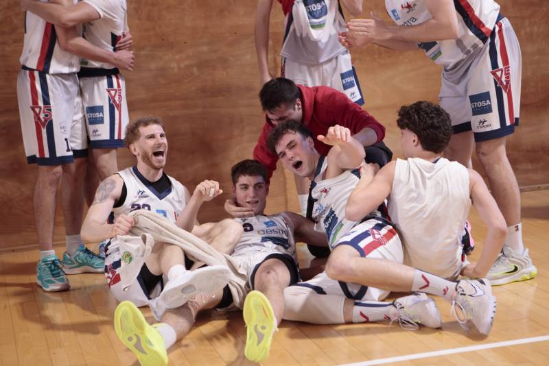 Stosa Virtus Siena da urlo: Redaelli sulla sirena batte Lucca! 