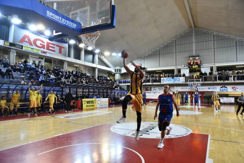 Virtus, che beffa! Virtus, che beffa!