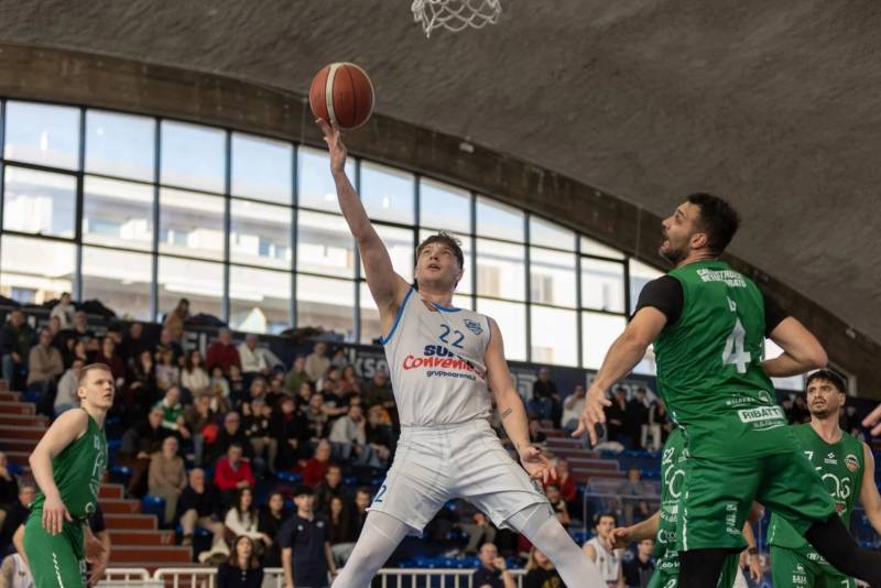 La Virtus supera Corato e l'assenza di Brown: vittoria per 87-77