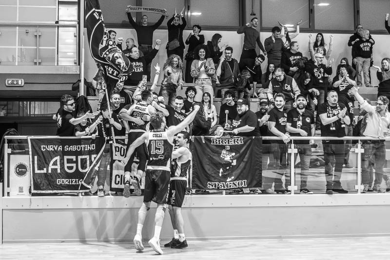 Virtus Padova-Dinamo Gorizia 78-80. Vittoria e storico ingresso nei play-off. Il Presidente Palumbo 