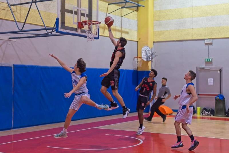 La netta vittoria col Rovereto garantisce il secondo posto alla Virtus Alto Garda