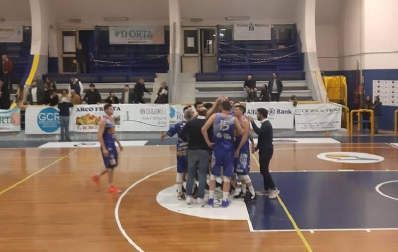 Vittoria di carattere dei Lions Bisceglie sul parquet di Pozzuoli 