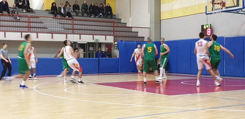 Villa non supera l'Alto Garda, playoff in bilico