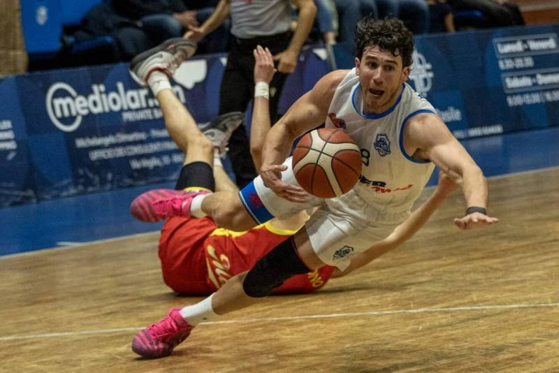 Virtus più forte delle avversità: finale di rabbia, Messina ko 81-64