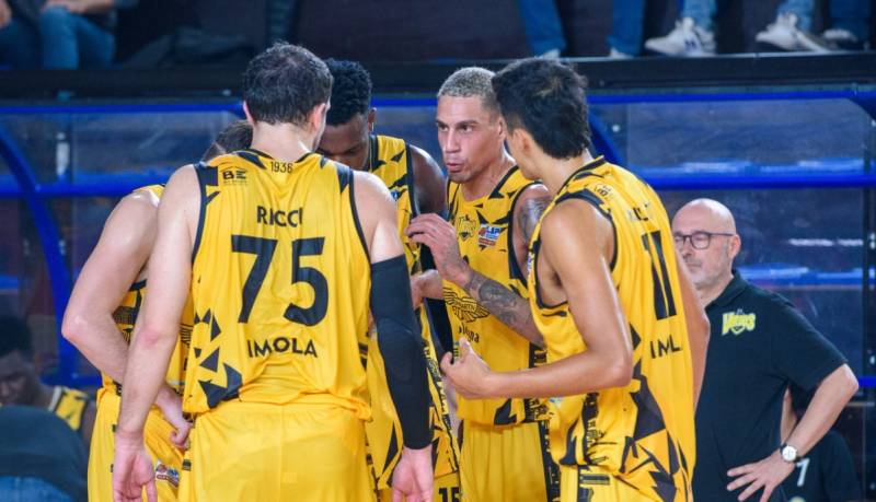 Esordio casalingo positivo per la Virtus Imola contro Senigallia 