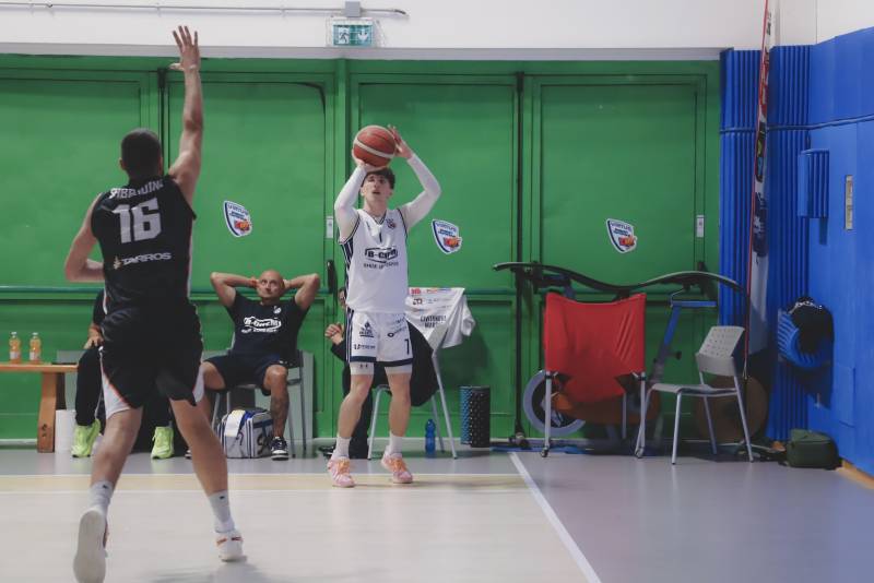 Gara 3 è della B-Chem Virtus Civitanova Marche, superata Spezia BC 62-54 