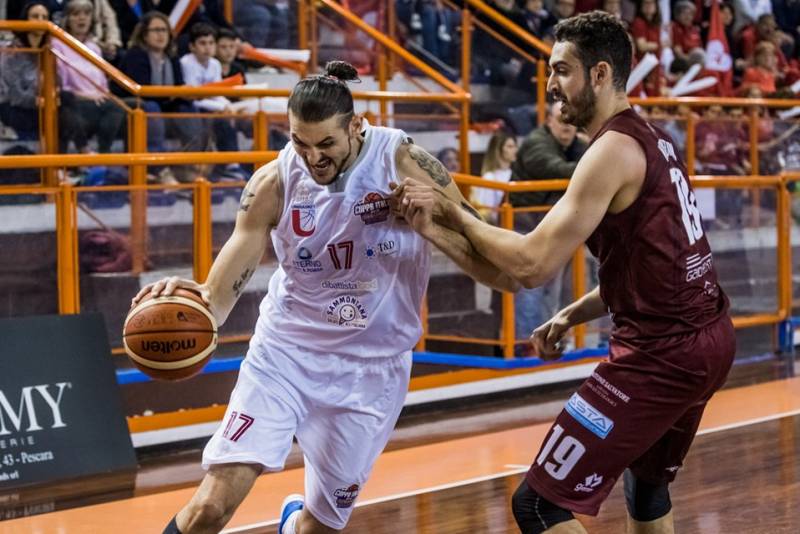 Finale di Conference: Gara 1 è di Salerno. Una bella Amatori cede 91-81 