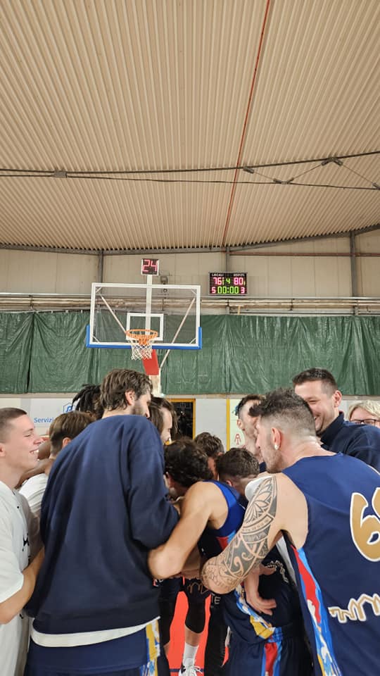 Titanico Montemarciano, scivola a -15, partita chiusa, ma anche no