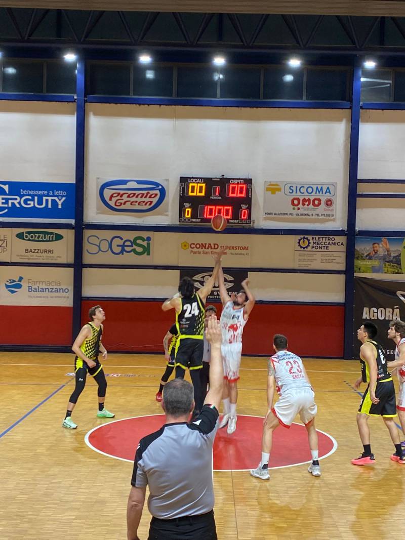 Il Basket Terni esce sconfitto in gara 2 di finale. Bastia porta la serie in parità (82-57)