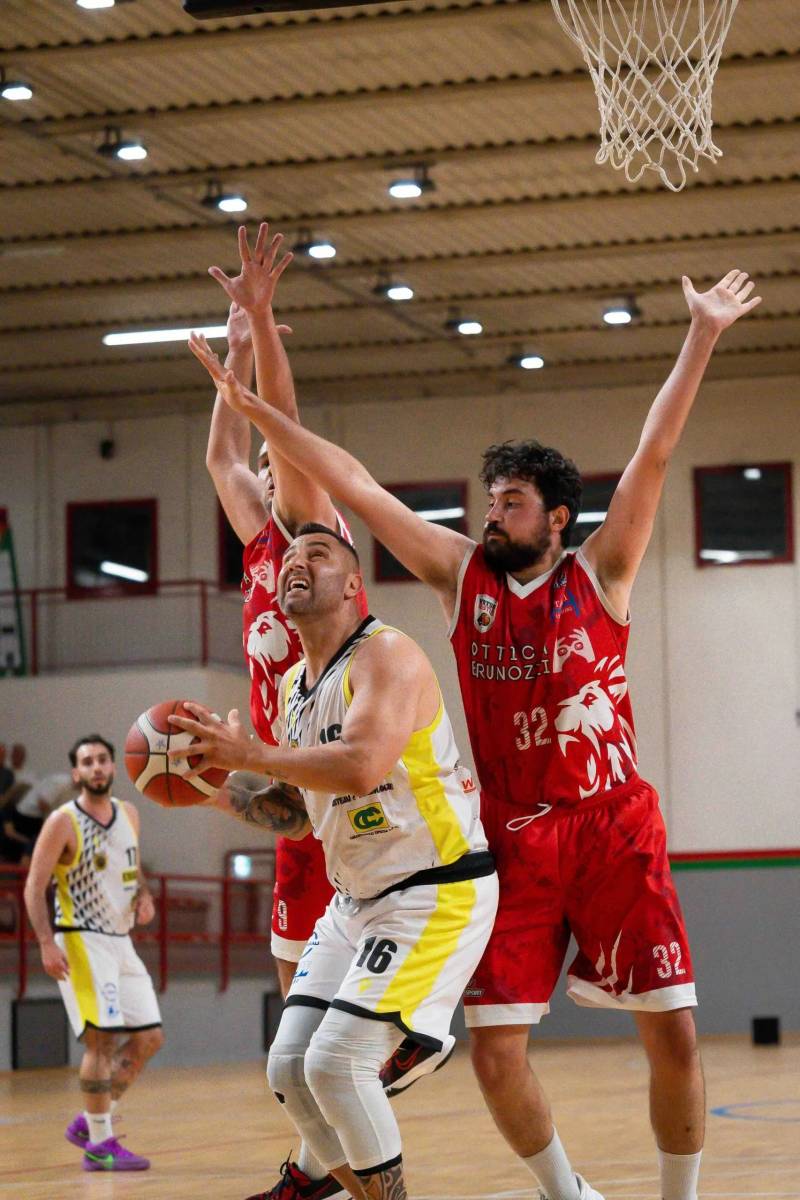 Il Basket Terni cade al termine di una partita orgogliosa. La Virtus Bastia è in Serie C