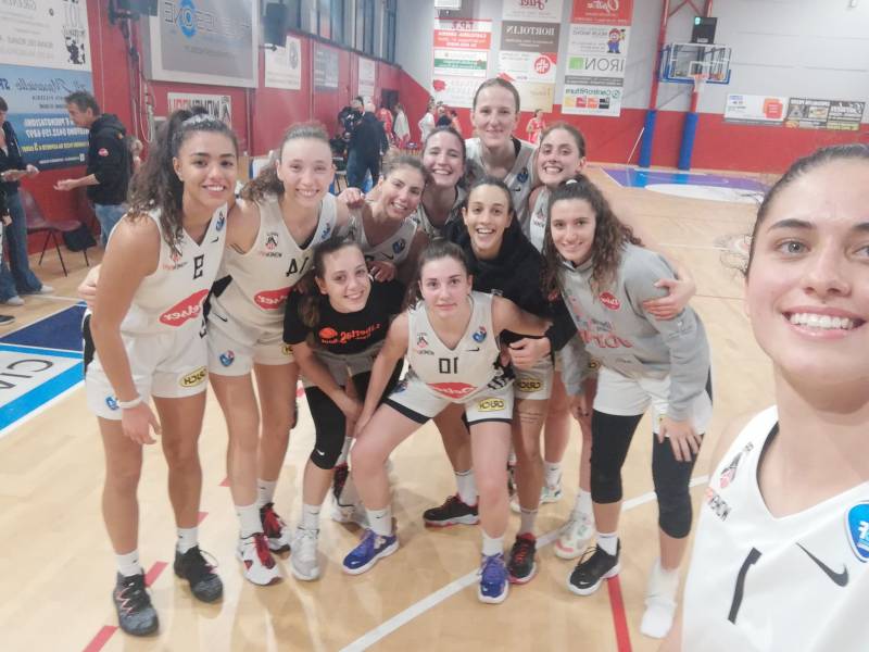 Buona la prima! Women Apu batte Bolzano.